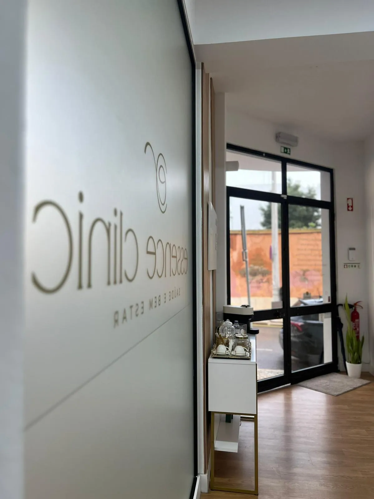 Essence Clinic